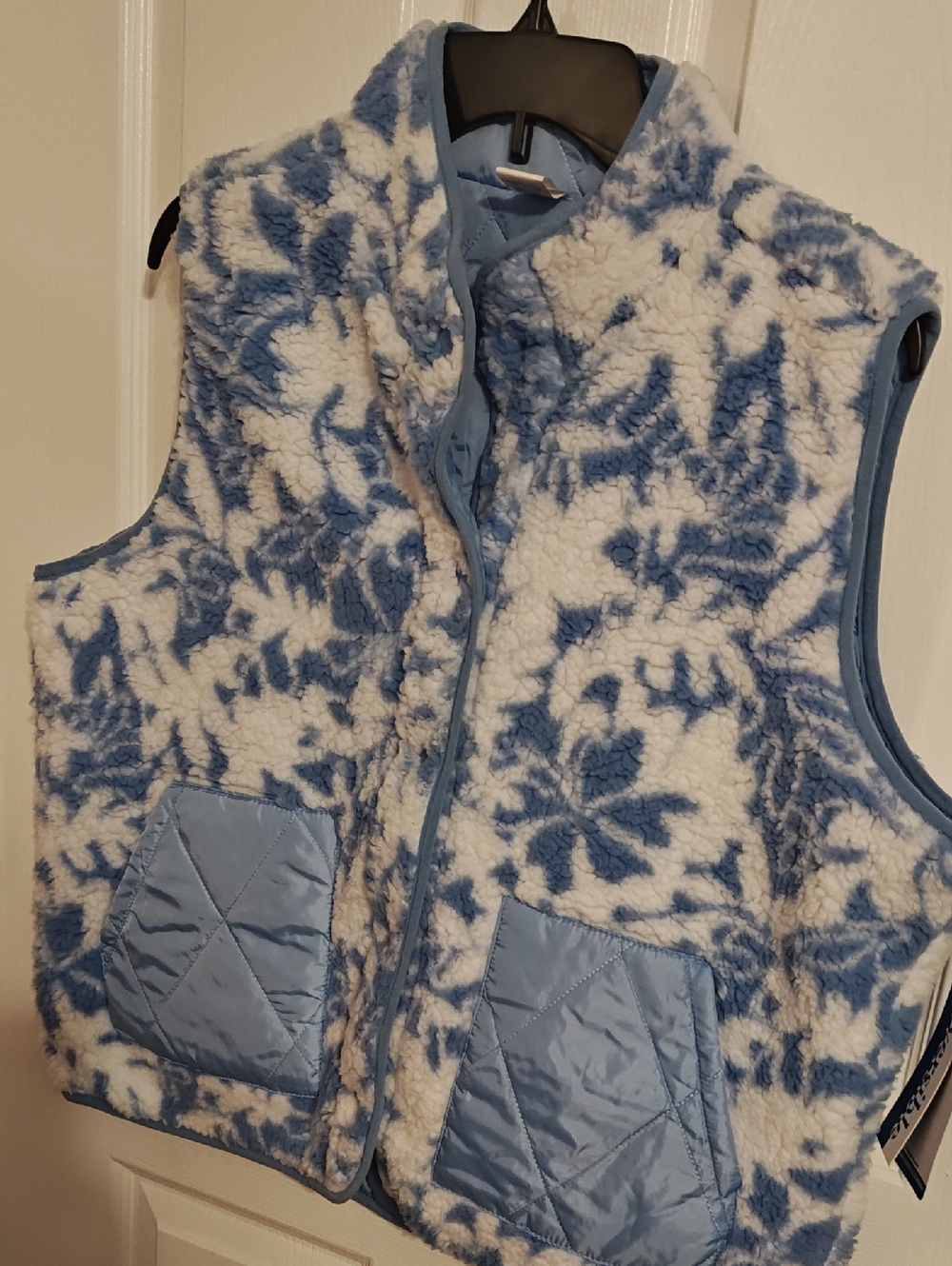 Reel Legends Sherpa Light Blue Quilted Vest